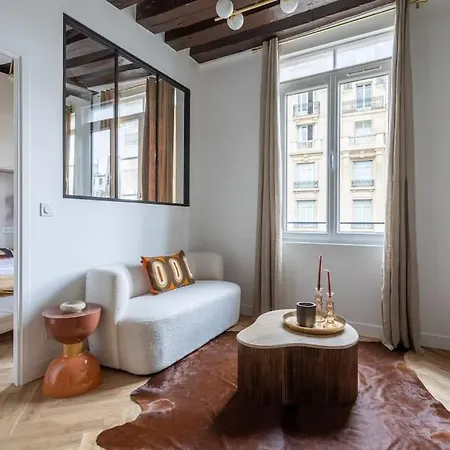 Sublime Le Marais Apartment